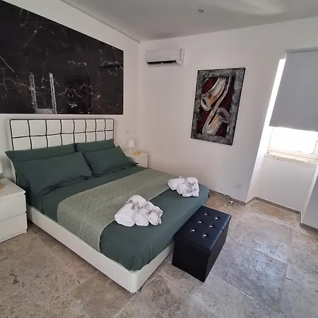 Sogno Nella Corte * ביטונטו